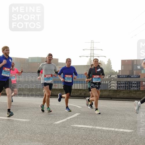 03.10.2026 - Köhlbrandbrückenlauf Michael Burmester http://msf.ph/oto/10770272 03.10.2026 09:13:46 Position 3 1829, 2381 meine-sportfotos.de