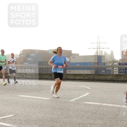 03.10.2026 - Köhlbrandbrückenlauf Michael Burmester http://msf.ph/oto/10770295 03.10.2026 09:13:48 Position 3 1267, 2333 meine-sportfotos.de