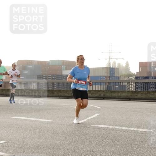 03.10.2026 - Köhlbrandbrückenlauf Michael Burmester http://msf.ph/oto/10770301 03.10.2026 09:13:49 Position 3 1267 meine-sportfotos.de