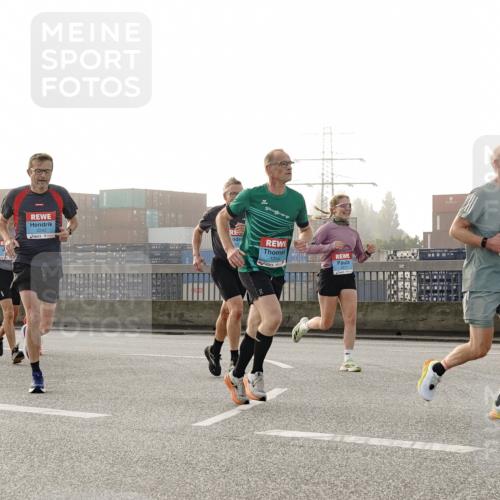 03.10.2026 - Köhlbrandbrückenlauf Michael Burmester http://msf.ph/oto/10770340 03.10.2026 09:13:54 Position 3 2243 meine-sportfotos.de