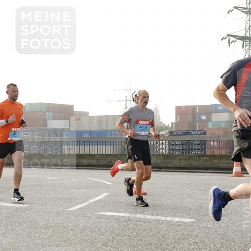 03.10.2026 - Köhlbrandbrückenlauf Michael Burmester http://msf.ph/oto/10770359 03.10.2026 09:13:56 Position 3 2243 meine-sportfotos.de