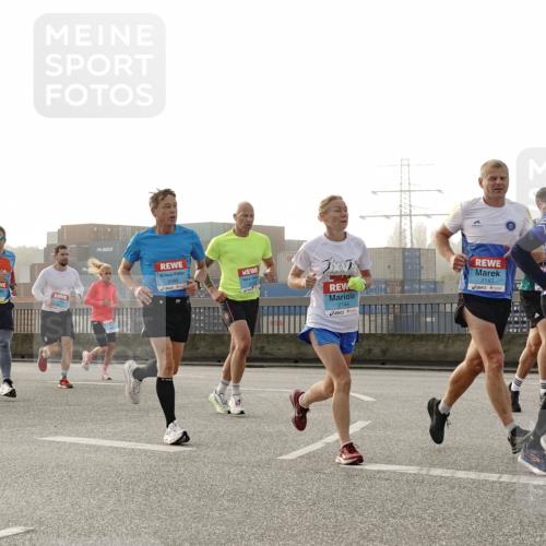 03.10.2026 - Köhlbrandbrückenlauf Michael Burmester http://msf.ph/oto/10770414 03.10.2026 09:14:02 Position 3 2144, 2143 meine-sportfotos.de