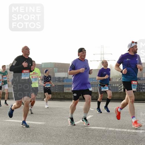 03.10.2026 - Köhlbrandbrückenlauf Michael Burmester http://msf.ph/oto/10770484 03.10.2026 09:14:12 Position 3 3843 meine-sportfotos.de