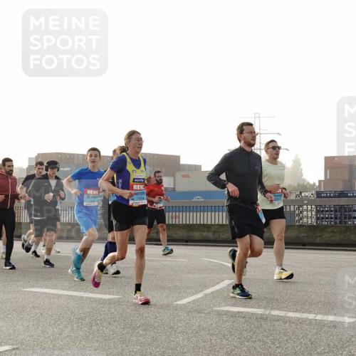 03.10.2026 - Köhlbrandbrückenlauf Michael Burmester http://msf.ph/oto/10770525 03.10.2026 09:14:17 Position 3 1343 meine-sportfotos.de