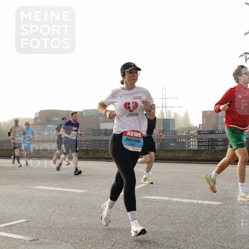 03.10.2026 - Köhlbrandbrückenlauf Michael Burmester http://msf.ph/oto/10770561 03.10.2026 09:14:22 Position 3 2382 meine-sportfotos.de