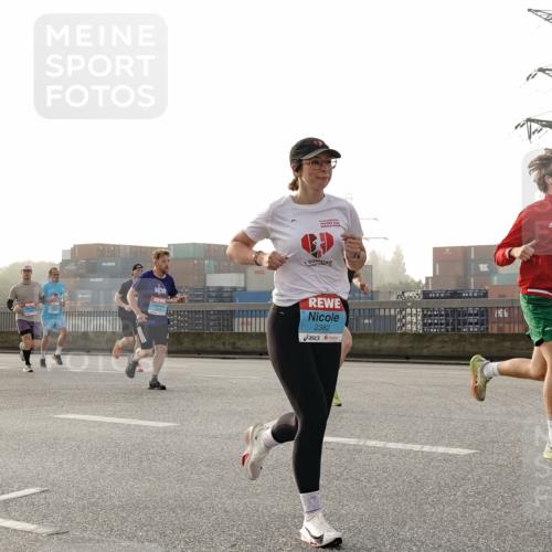 03.10.2026 - Köhlbrandbrückenlauf Michael Burmester http://msf.ph/oto/10770563 03.10.2026 09:14:22 Position 3 2382 meine-sportfotos.de