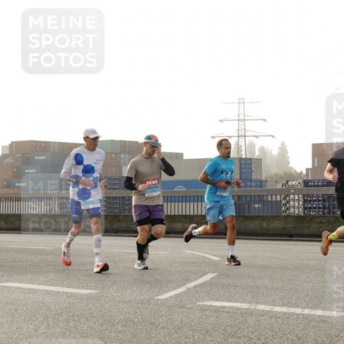 03.10.2026 - Köhlbrandbrückenlauf Michael Burmester http://msf.ph/oto/10770580 03.10.2026 09:14:24 Position 3  meine-sportfotos.de