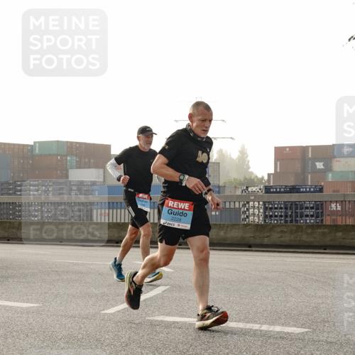 03.10.2026 - Köhlbrandbrückenlauf Michael Burmester http://msf.ph/oto/10770619 03.10.2026 09:14:30 Position 3 1449, 2228 meine-sportfotos.de