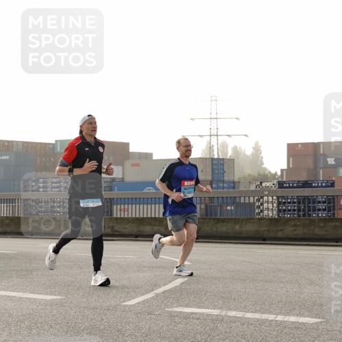 03.10.2026 - Köhlbrandbrückenlauf Michael Burmester http://msf.ph/oto/10770625 03.10.2026 09:14:31 Position 3 2427 meine-sportfotos.de