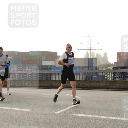 03.10.2026 - Köhlbrandbrückenlauf Michael Burmester http://msf.ph/oto/10770651 03.10.2026 09:14:36 Position 3 2279 meine-sportfotos.de