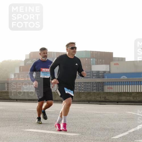 03.10.2026 - Köhlbrandbrückenlauf Michael Burmester http://msf.ph/oto/10770675 03.10.2026 09:14:41 Position 3 2229 meine-sportfotos.de