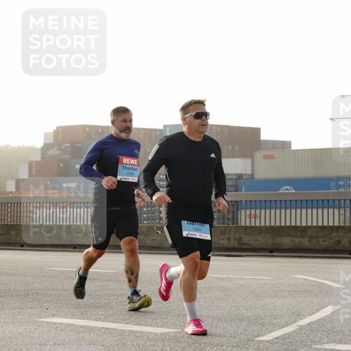 03.10.2026 - Köhlbrandbrückenlauf Michael Burmester http://msf.ph/oto/10770680 03.10.2026 09:14:41 Position 3 2229, 1280 meine-sportfotos.de
