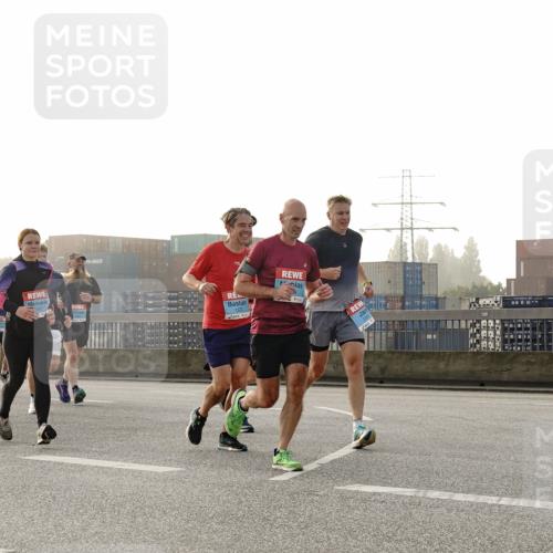 03.10.2026 - Köhlbrandbrückenlauf Michael Burmester http://msf.ph/oto/10770723 03.10.2026 09:14:47 Position 3 1572 meine-sportfotos.de