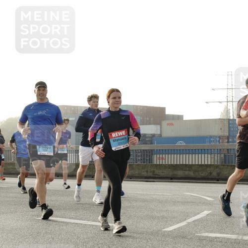 03.10.2026 - Köhlbrandbrückenlauf Michael Burmester http://msf.ph/oto/10770727 03.10.2026 09:14:48 Position 3 1745, 2297, 1572 meine-sportfotos.de