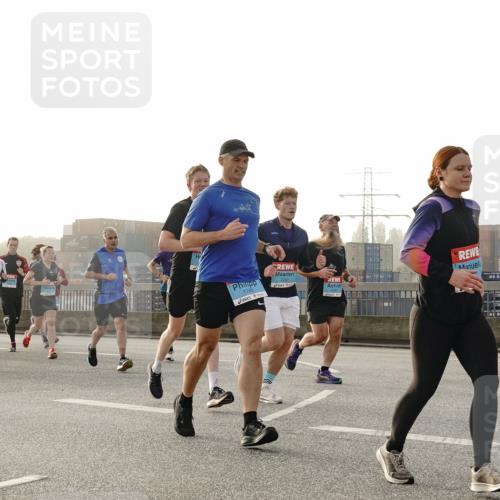 03.10.2026 - Köhlbrandbrückenlauf Michael Burmester http://msf.ph/oto/10770736 03.10.2026 09:14:49 Position 3 1745 meine-sportfotos.de