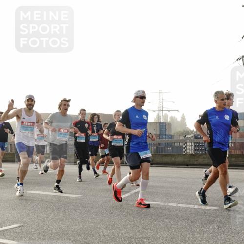 03.10.2026 - Köhlbrandbrückenlauf Michael Burmester http://msf.ph/oto/10770751 03.10.2026 09:14:52 Position 3 2274 meine-sportfotos.de
