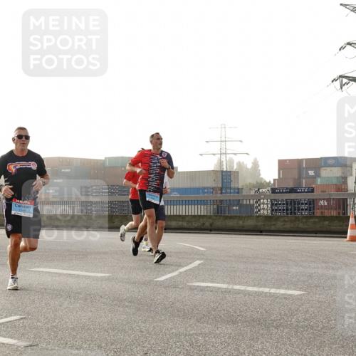 03.10.2026 - Köhlbrandbrückenlauf Michael Burmester http://msf.ph/oto/10770789 03.10.2026 09:14:57 Position 3 1786 meine-sportfotos.de