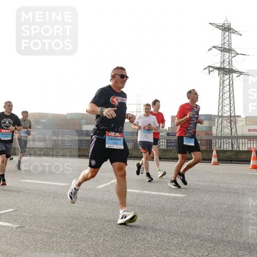 03.10.2026 - Köhlbrandbrückenlauf Michael Burmester http://msf.ph/oto/10770800 03.10.2026 09:14:58 Position 3 1786, 1 meine-sportfotos.de