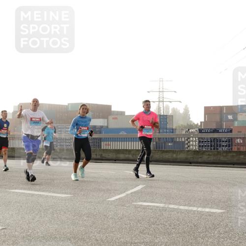 03.10.2026 - Köhlbrandbrückenlauf Michael Burmester http://msf.ph/oto/10770818 03.10.2026 09:15:01 Position 3  meine-sportfotos.de