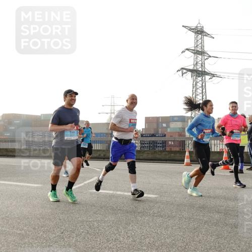 03.10.2026 - Köhlbrandbrückenlauf Michael Burmester http://msf.ph/oto/10770834 03.10.2026 09:15:03 Position 3 2227, 3 meine-sportfotos.de