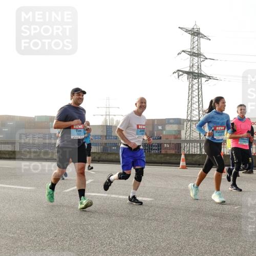 03.10.2026 - Köhlbrandbrückenlauf Michael Burmester http://msf.ph/oto/10770836 03.10.2026 09:15:03 Position 3 3 meine-sportfotos.de