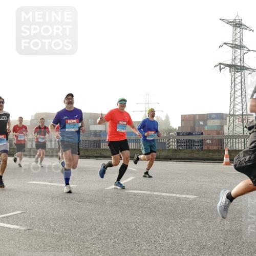 03.10.2026 - Köhlbrandbrückenlauf Michael Burmester http://msf.ph/oto/10770852 03.10.2026 09:15:06 Position 3 1911, 2226 meine-sportfotos.de