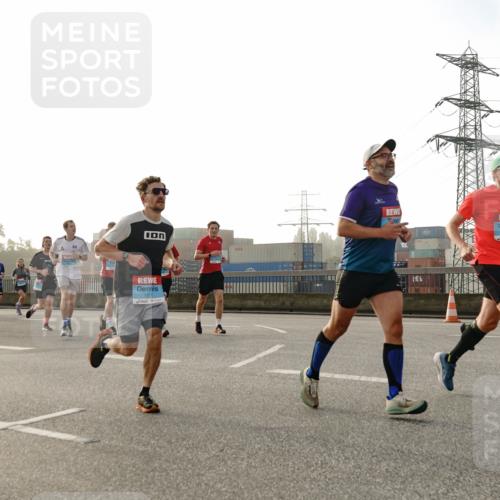 03.10.2026 - Köhlbrandbrückenlauf Michael Burmester http://msf.ph/oto/10770860 03.10.2026 09:15:07 Position 3 1911 meine-sportfotos.de