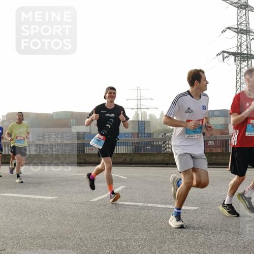 03.10.2026 - Köhlbrandbrückenlauf Michael Burmester http://msf.ph/oto/10770879 03.10.2026 09:15:09 Position 3 1641, 1640 meine-sportfotos.de