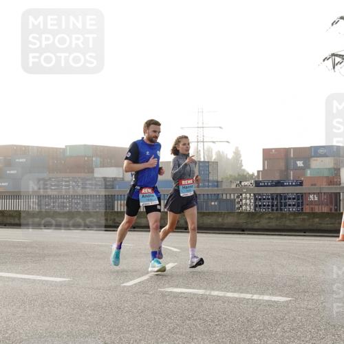 03.10.2026 - Köhlbrandbrückenlauf Michael Burmester http://msf.ph/oto/10770892 03.10.2026 09:15:11 Position 3 19, 1321 meine-sportfotos.de