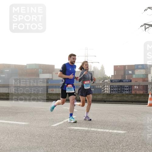 03.10.2026 - Köhlbrandbrückenlauf Michael Burmester http://msf.ph/oto/10770894 03.10.2026 09:15:12 Position 3  meine-sportfotos.de