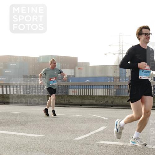 03.10.2026 - Köhlbrandbrückenlauf Michael Burmester http://msf.ph/oto/10770911 03.10.2026 09:15:15 Position 3 1127, 5 meine-sportfotos.de