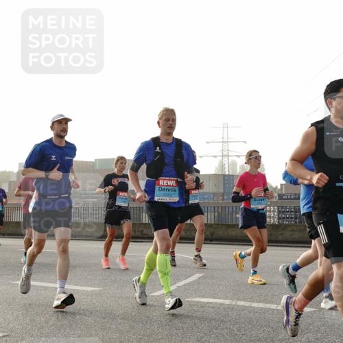 03.10.2026 - Köhlbrandbrückenlauf Michael Burmester http://msf.ph/oto/10770969 03.10.2026 09:15:25 Position 3 2257, 141 meine-sportfotos.de