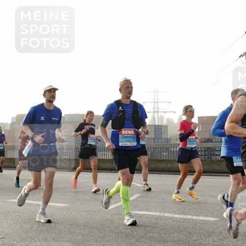 03.10.2026 - Köhlbrandbrückenlauf Michael Burmester http://msf.ph/oto/10770971 03.10.2026 09:15:25 Position 3 2257, 141 meine-sportfotos.de