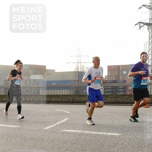 03.10.2026 - Köhlbrandbrückenlauf Michael Burmester http://msf.ph/oto/10771002 03.10.2026 09:15:29 Position 3 1682, 271 meine-sportfotos.de