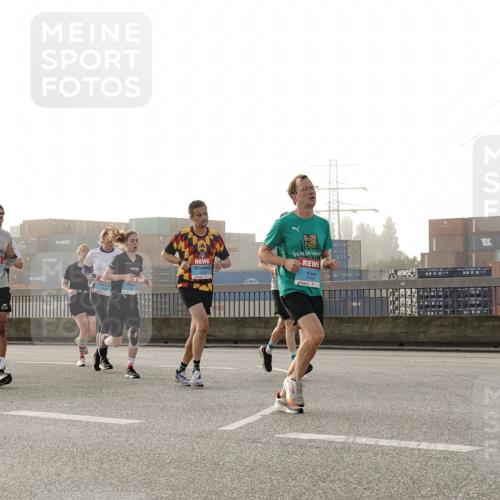 03.10.2026 - Köhlbrandbrückenlauf Michael Burmester http://msf.ph/oto/10771011 03.10.2026 09:15:31 Position 3 10, 3799 meine-sportfotos.de