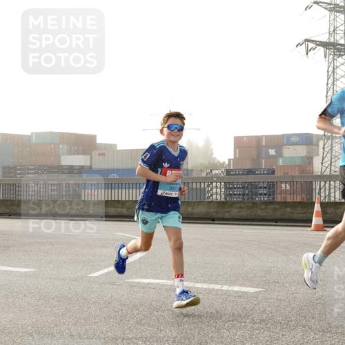 03.10.2026 - Köhlbrandbrückenlauf Michael Burmester http://msf.ph/oto/10771071 03.10.2026 09:15:41 Position 3 3821, 1666 meine-sportfotos.de