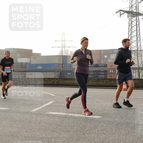 03.10.2026 - Köhlbrandbrückenlauf Michael Burmester http://msf.ph/oto/10771092 03.10.2026 09:15:44 Position 3 2307 meine-sportfotos.de