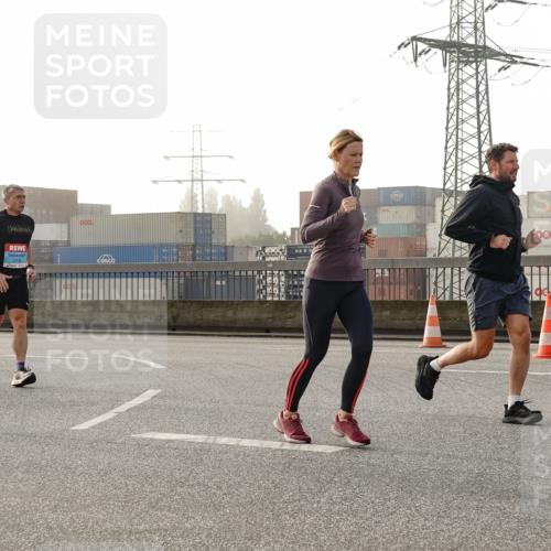 03.10.2026 - Köhlbrandbrückenlauf Michael Burmester http://msf.ph/oto/10771096 03.10.2026 09:15:45 Position 3  meine-sportfotos.de