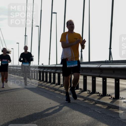 03.10.2026 - Köhlbrandbrückenlauf Yannick Fuchs http://msf.ph/oto/10772150 03.10.2026 09:27:28 Position 1 1073 meine-sportfotos.de