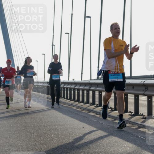 03.10.2026 - Köhlbrandbrückenlauf Yannick Fuchs http://msf.ph/oto/10772151 03.10.2026 09:27:28 Position 1 1073 meine-sportfotos.de