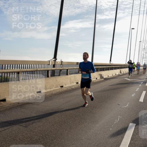 03.10.2026 - Köhlbrandbrückenlauf Yannick Fuchs http://msf.ph/oto/10772503 03.10.2026 09:28:49 Position 1  meine-sportfotos.de