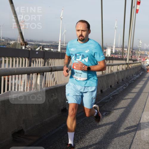 03.10.2026 - Köhlbrandbrückenlauf Yannick Fuchs http://msf.ph/oto/10773648 03.10.2026 09:36:50 Position 2 3714 meine-sportfotos.de