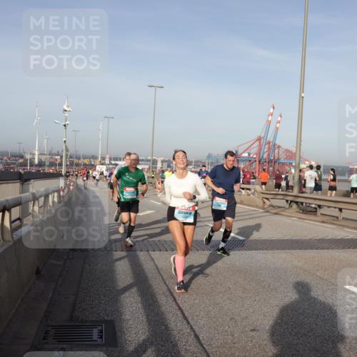 03.10.2026 - Köhlbrandbrückenlauf Yannick Fuchs http://msf.ph/oto/10774011 03.10.2026 09:37:58 Position 2  meine-sportfotos.de