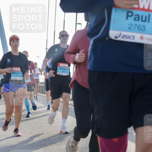 03.10.2026 - Köhlbrandbrückenlauf Yannick Fuchs http://msf.ph/oto/10774149 03.10.2026 09:33:08 Position 1 2710, 274, 1273, 3060, 2763 meine-sportfotos.de