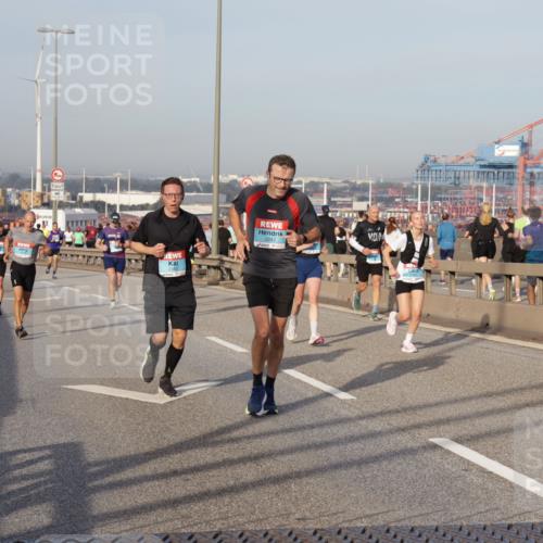 03.10.2026 - Köhlbrandbrückenlauf Yannick Fuchs http://msf.ph/oto/10774153 03.10.2026 09:38:17 Position 2  meine-sportfotos.de