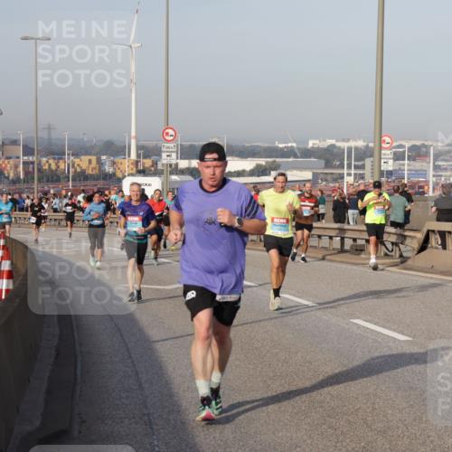 03.10.2026 - Köhlbrandbrückenlauf Yannick Fuchs http://msf.ph/oto/10774231 03.10.2026 09:38:36 Position 2  meine-sportfotos.de
