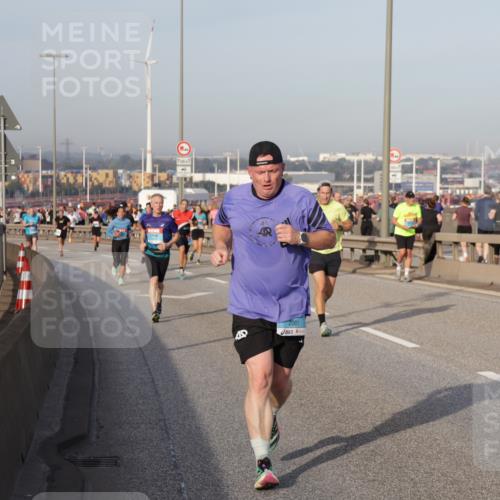 03.10.2026 - Köhlbrandbrückenlauf Yannick Fuchs http://msf.ph/oto/10774247 03.10.2026 09:38:37 Position 2 2061 meine-sportfotos.de