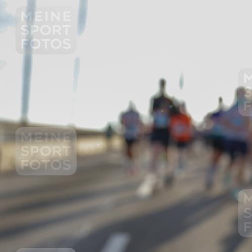 03.10.2026 - Köhlbrandbrückenlauf Yannick Fuchs http://msf.ph/oto/10774313 03.10.2026 09:33:23 Position 1  meine-sportfotos.de