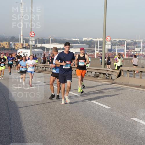 03.10.2026 - Köhlbrandbrückenlauf Yannick Fuchs http://msf.ph/oto/10774429 03.10.2026 09:39:01 Position 2  meine-sportfotos.de
