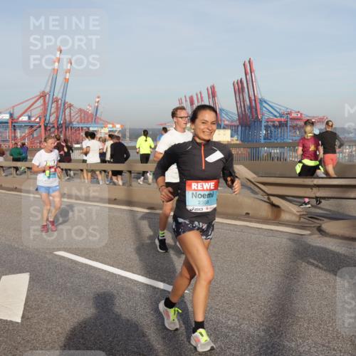03.10.2026 - Köhlbrandbrückenlauf Yannick Fuchs http://msf.ph/oto/10774464 03.10.2026 09:39:09 Position 2 2368 meine-sportfotos.de